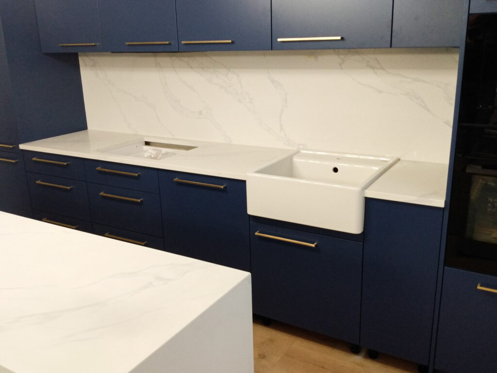 blat kuchenny granit calacatta regius 3