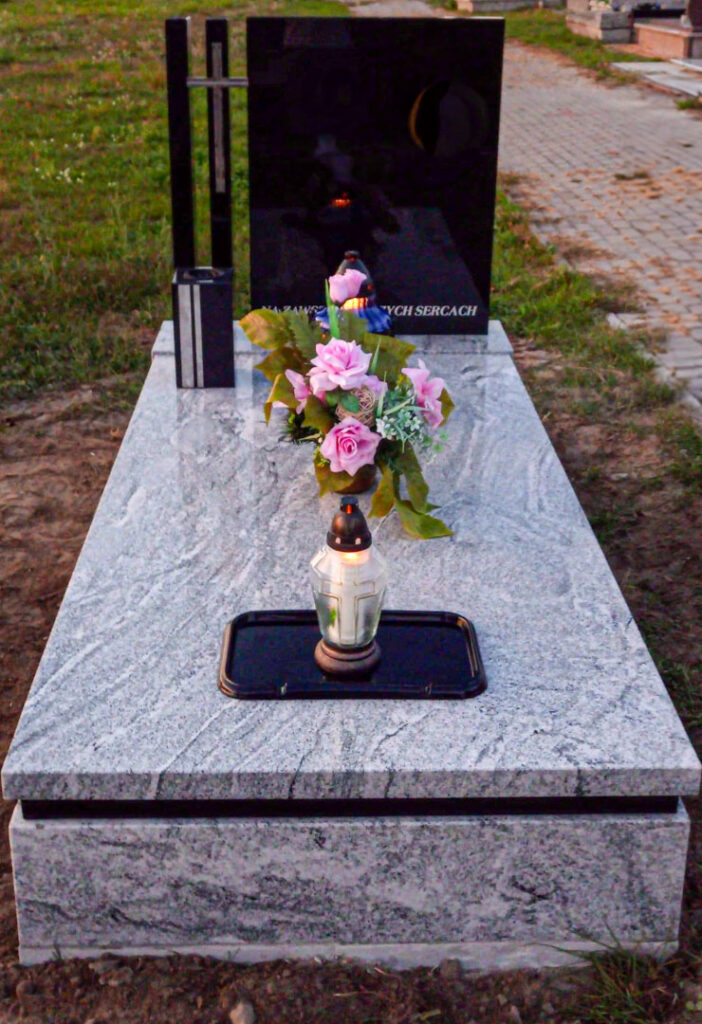 nagrobki nowoczesne granit regius 19