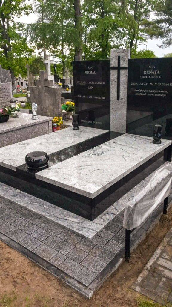 nagrobki podwojne granit regius 4